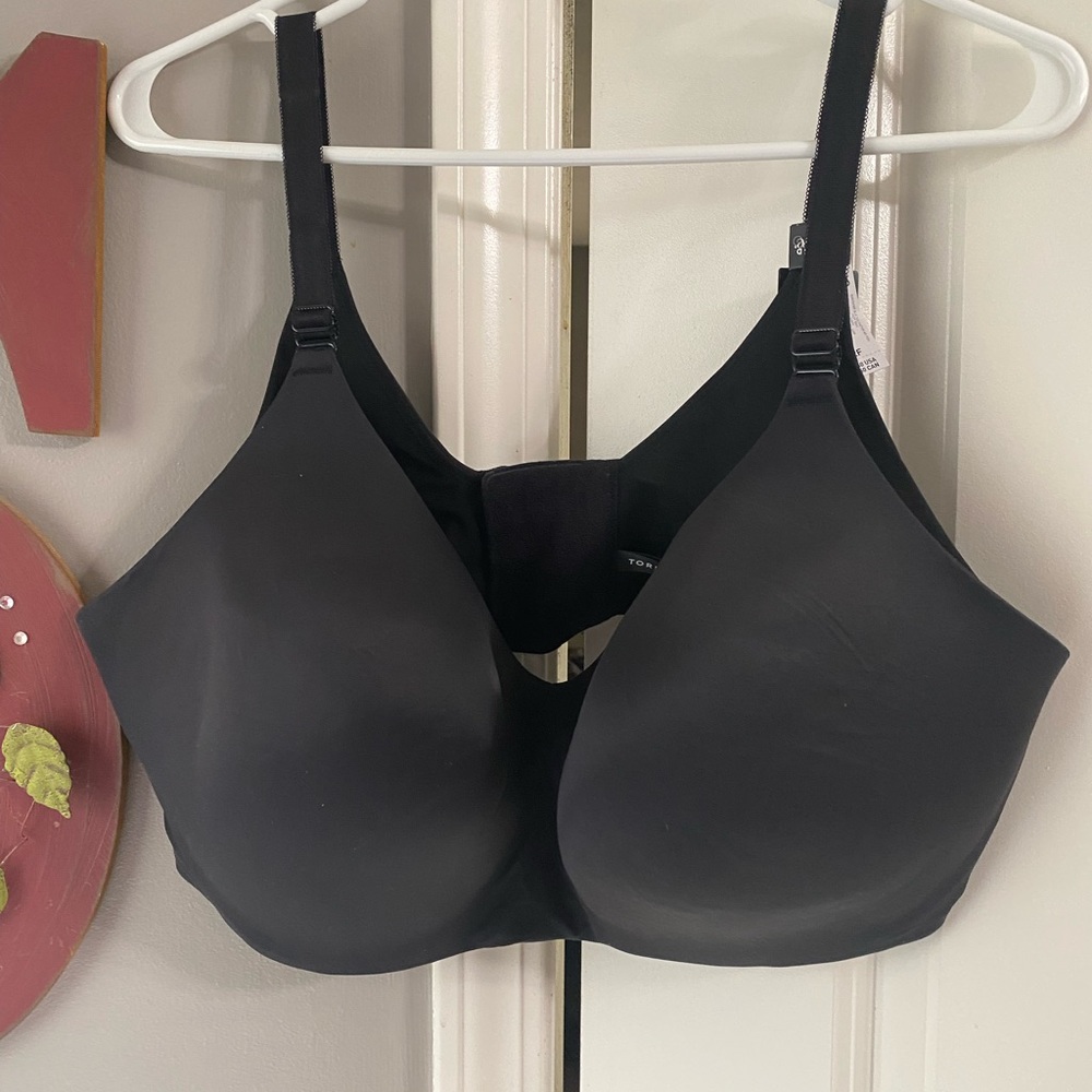 NWT black bra without underwire 42f